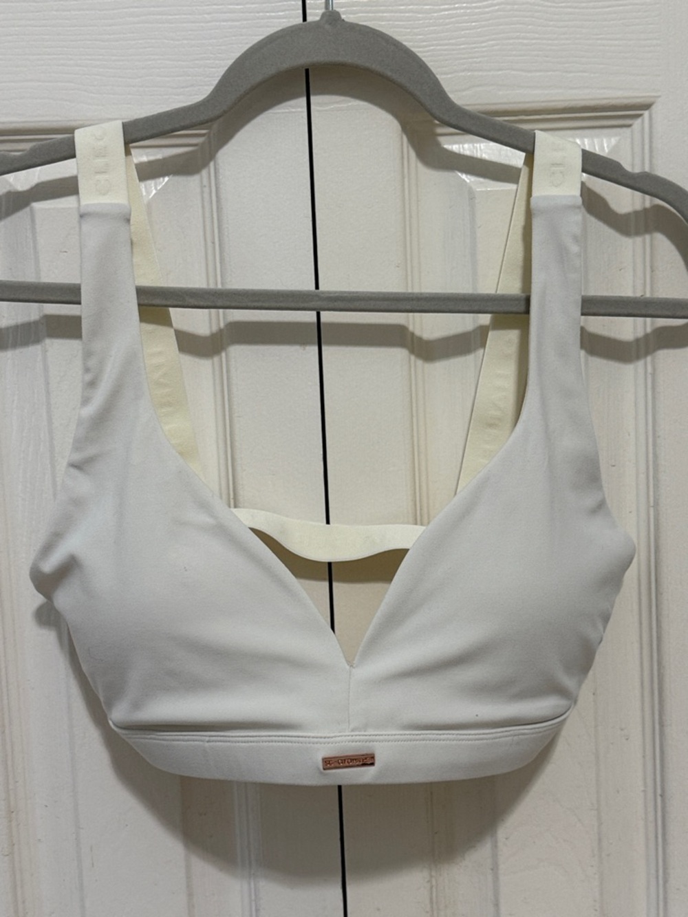 NWOT Cleo Harper Seamless Off-White Bralette Large